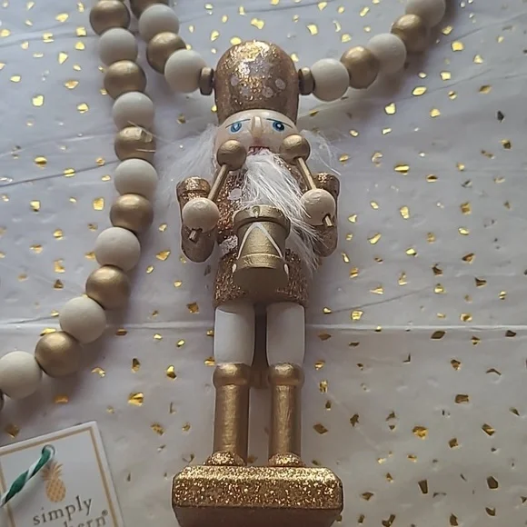 NWT Simply Southern Gold and Cream Beaded Nutcracker Necklace - Picture 3 of 4